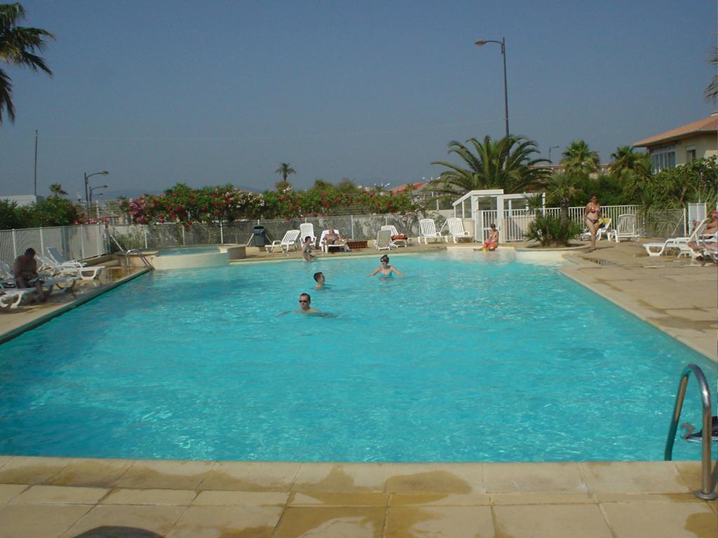 Boutique Apartment Hirondelle Port Fréjus エクステリア 写真