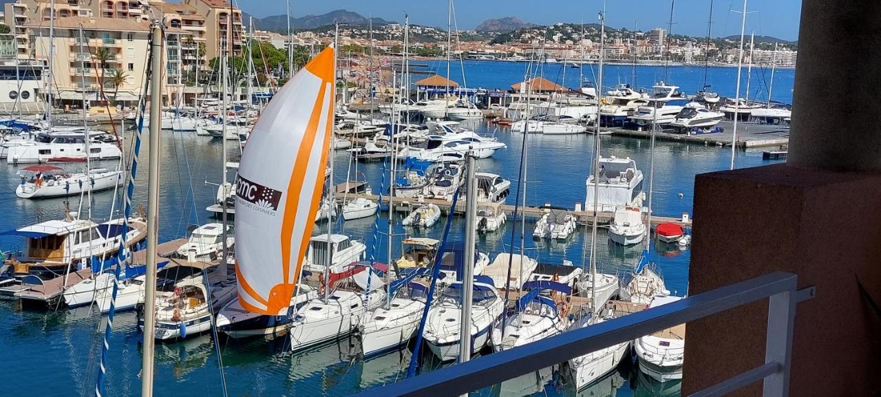 Boutique Apartment Hirondelle Port Fréjus エクステリア 写真